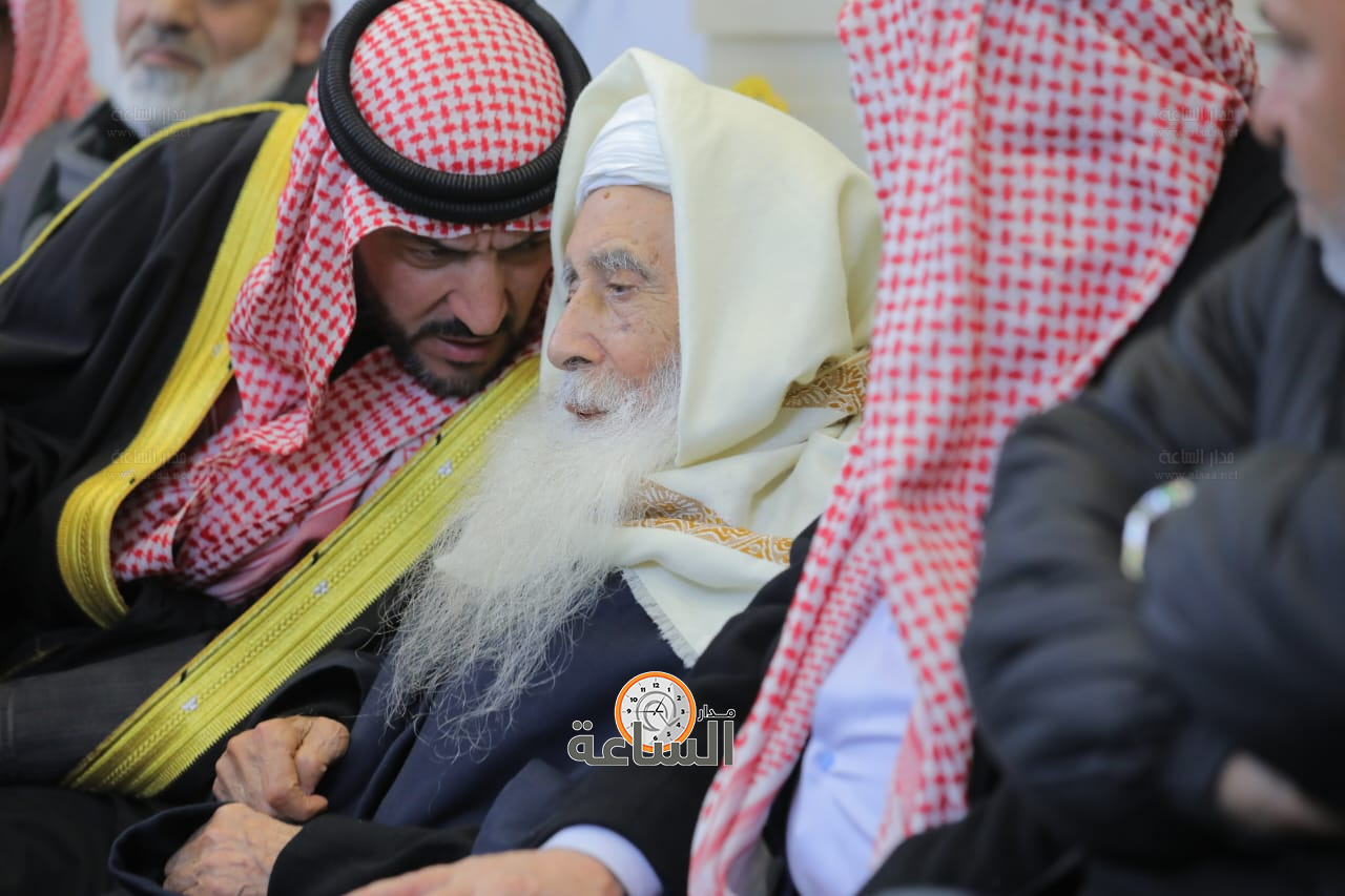 Madar Al-Saa Images 0.4423417537263432