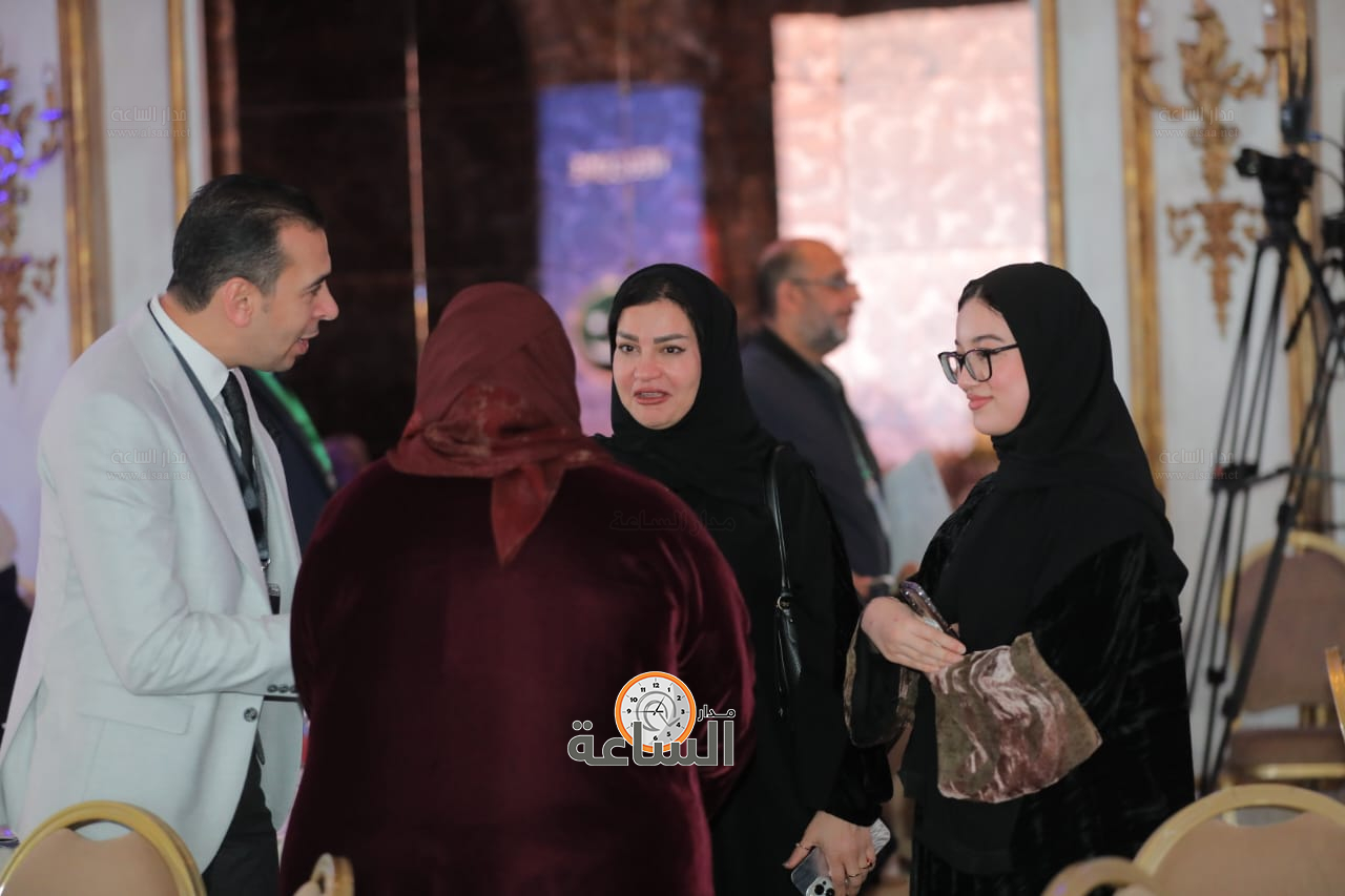 Madar Al-Saa Images 0.04663816360664219