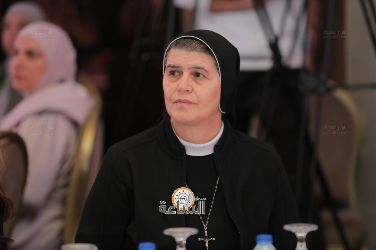 Madar Al-Saa Images 0.2652990738992351