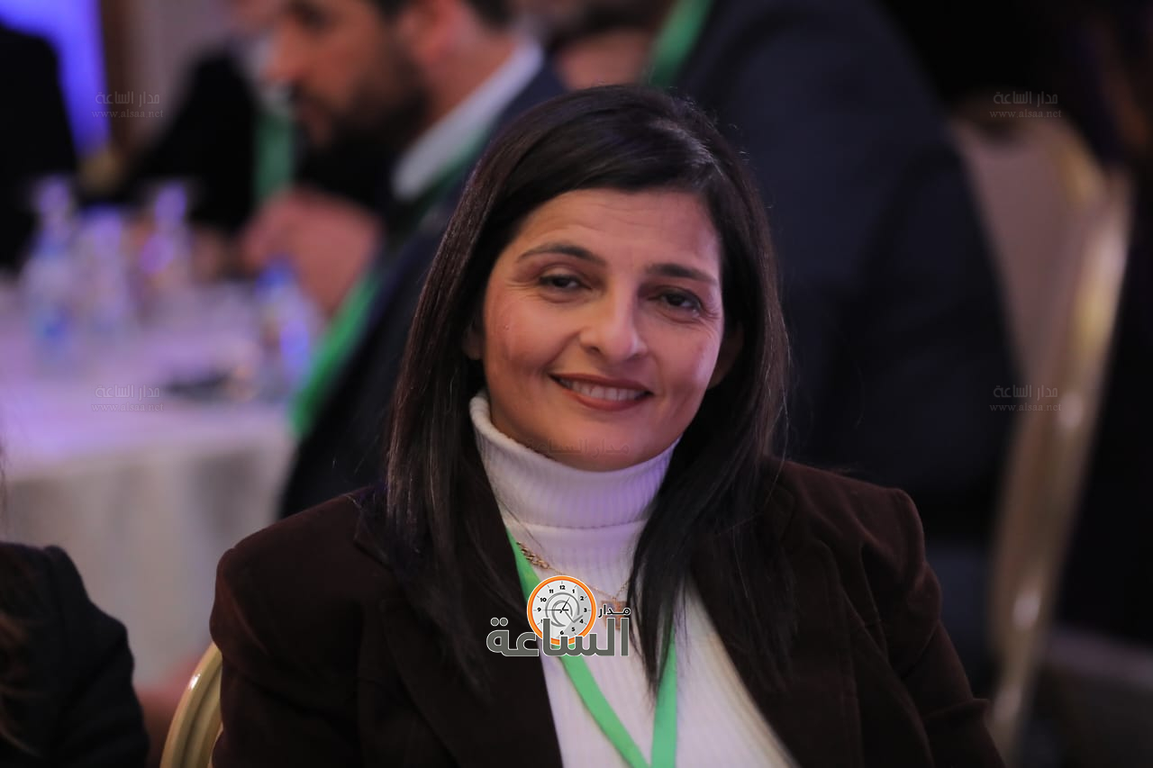 Madar Al-Saa Images 0.3333812394479747