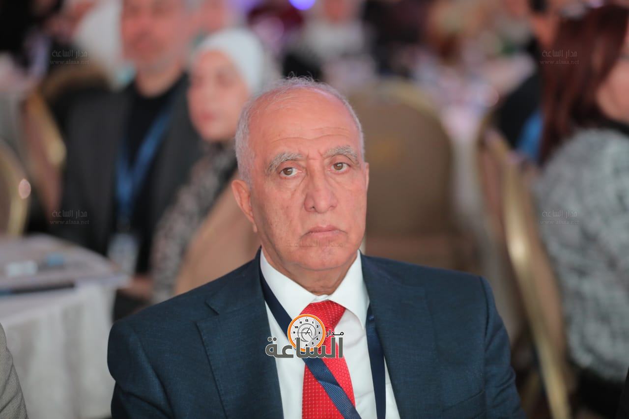 Madar Al-Saa Images 0.4100540797994876