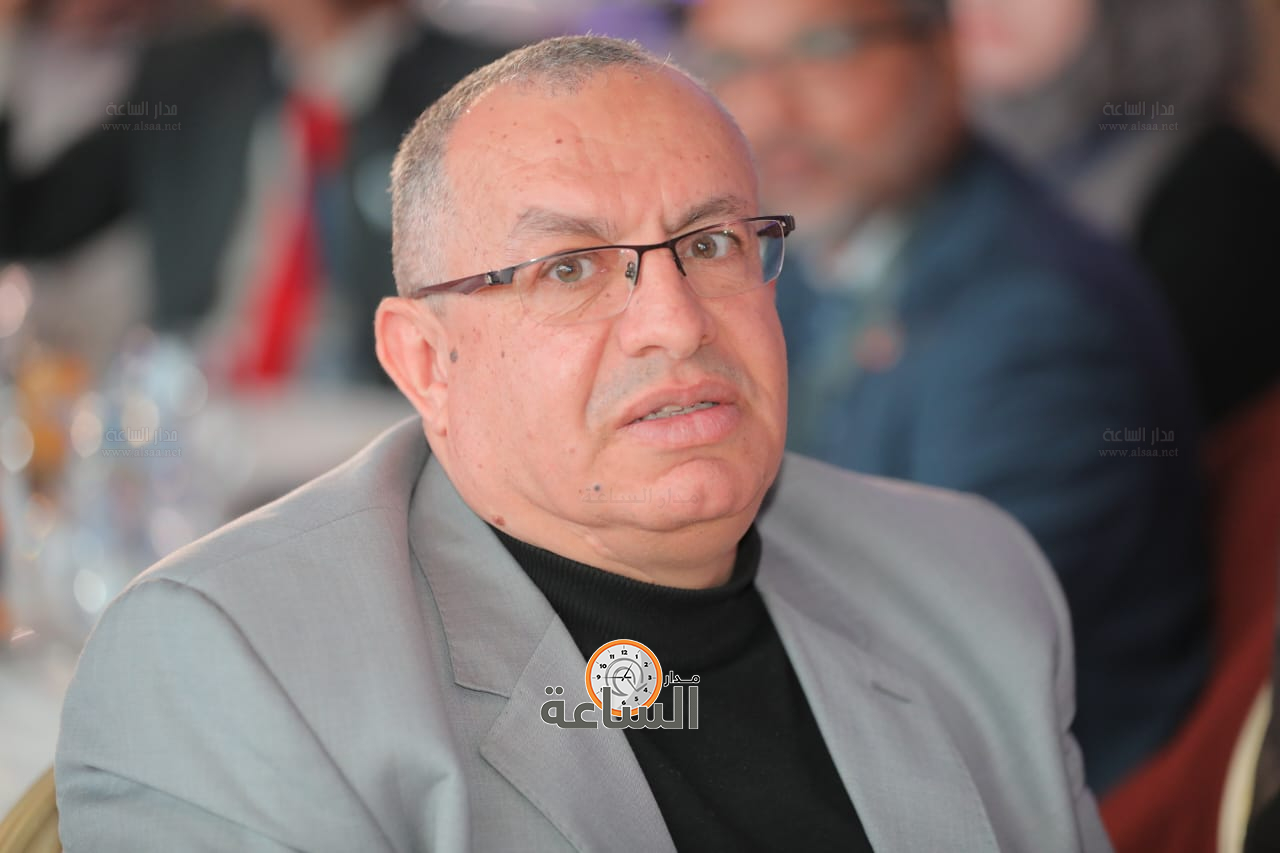 Madar Al-Saa Images 0.718949782471038