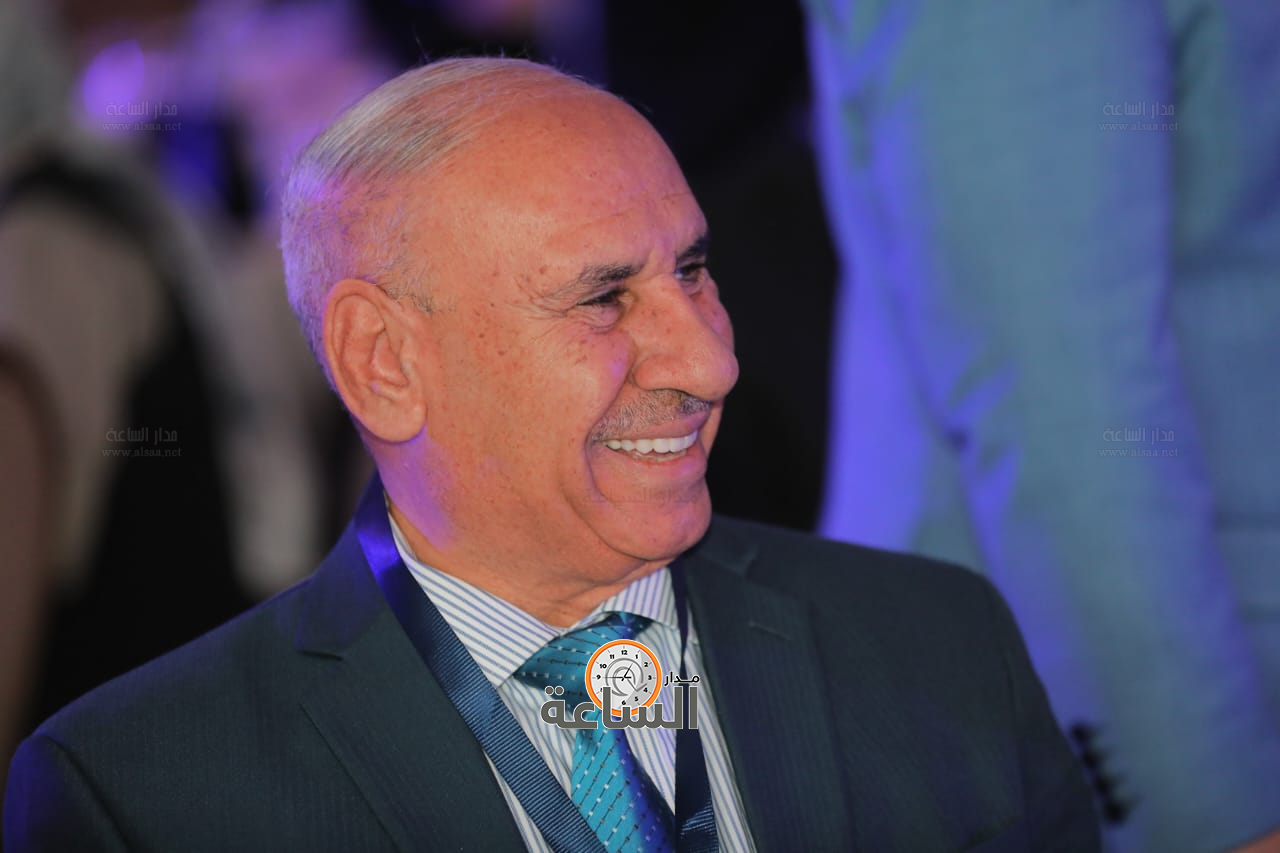 Madar Al-Saa Images 0.16135357855052201