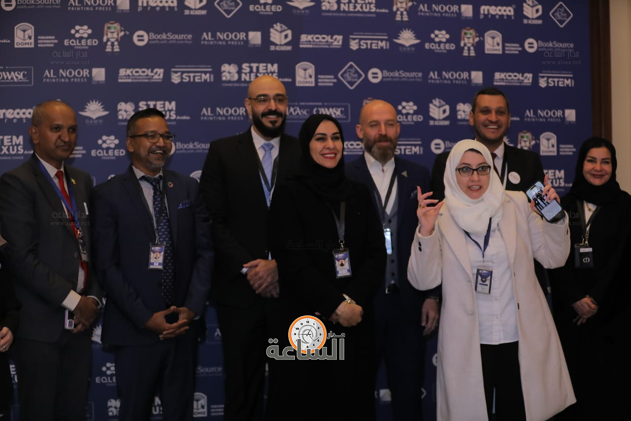 Madar Al-Saa Images 0.03471235039174947