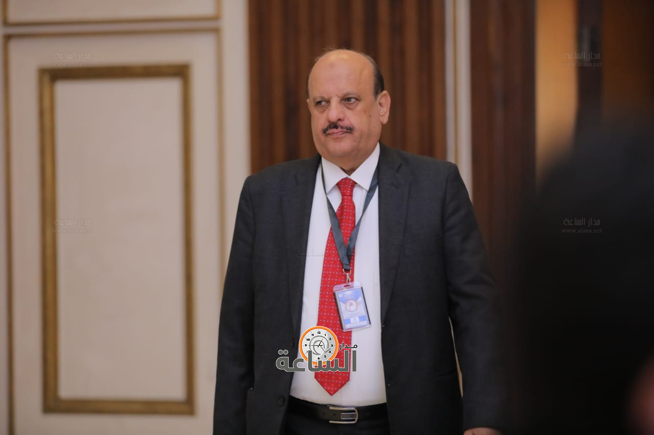 Madar Al-Saa Images 0.48775754892256695