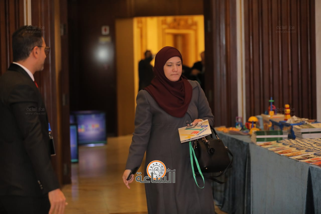 Madar Al-Saa Images 0.014443885423307767