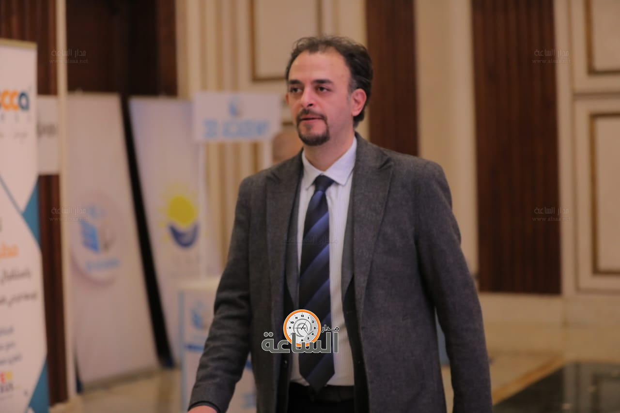 Madar Al-Saa Images 0.7866659551817672