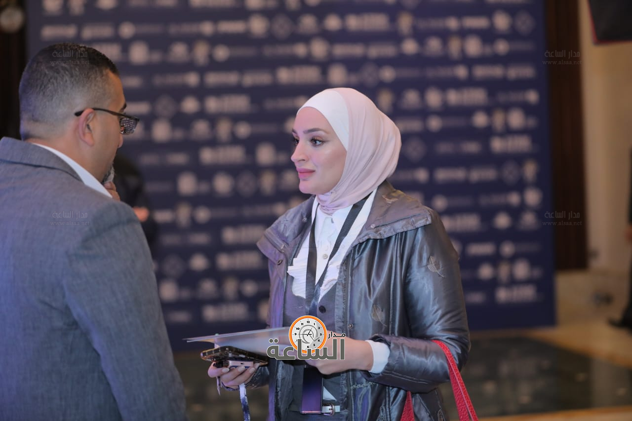 Madar Al-Saa Images 0.0033206295098389127