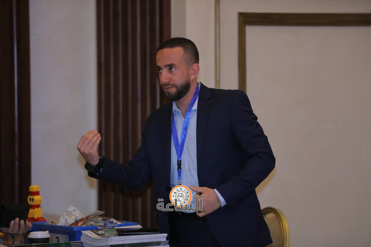 Madar Al-Saa Images 0.6793671331637468