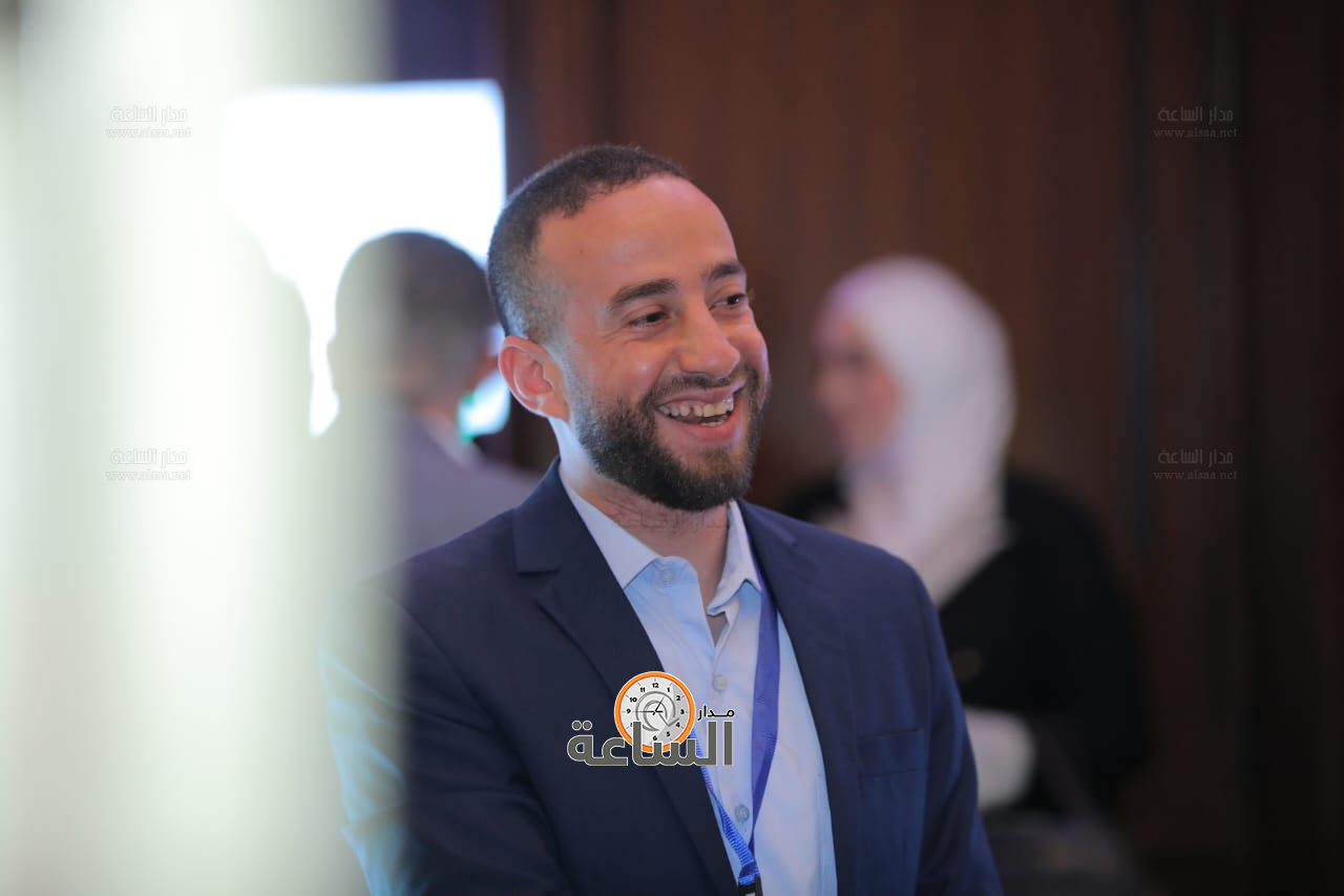 Madar Al-Saa Images 0.9438098310102703