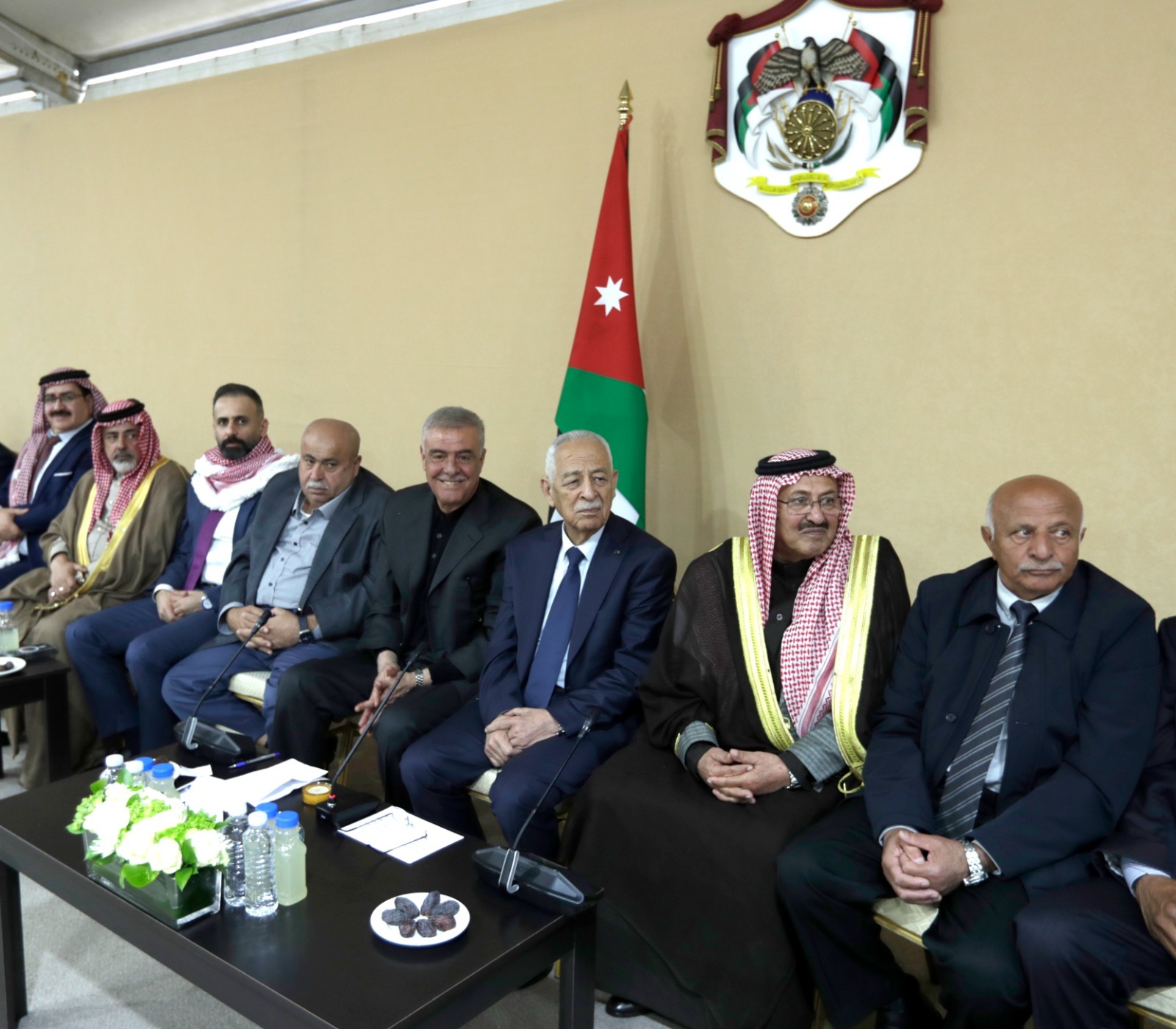 Madar Al-Saa Images 0.2404682264882565