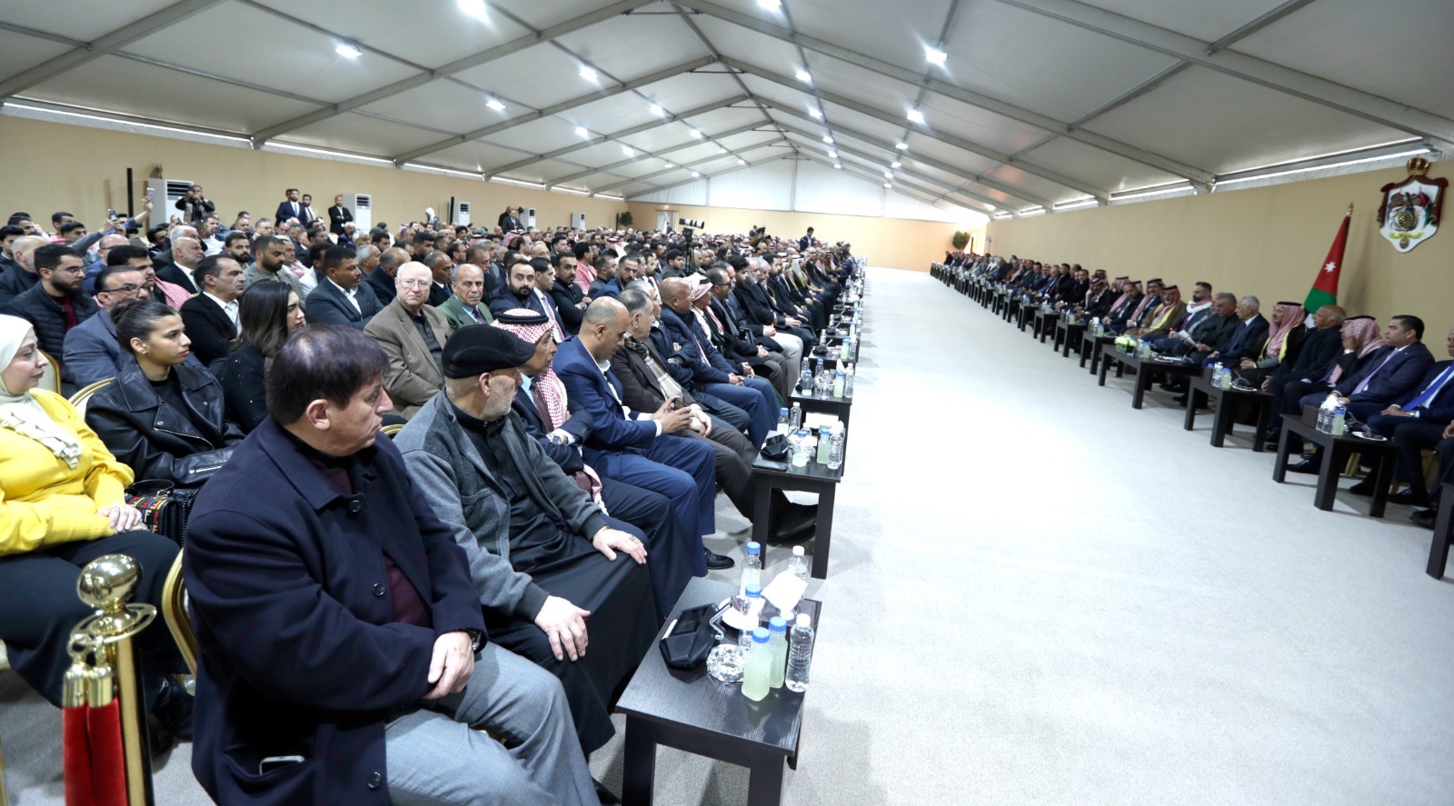 Madar Al-Saa Images 0.4615450444251268