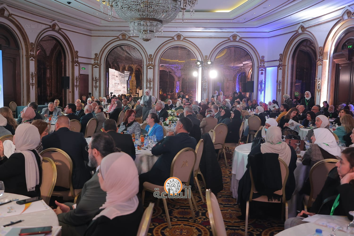 Madar Al-Saa Images 0.08725149511299901