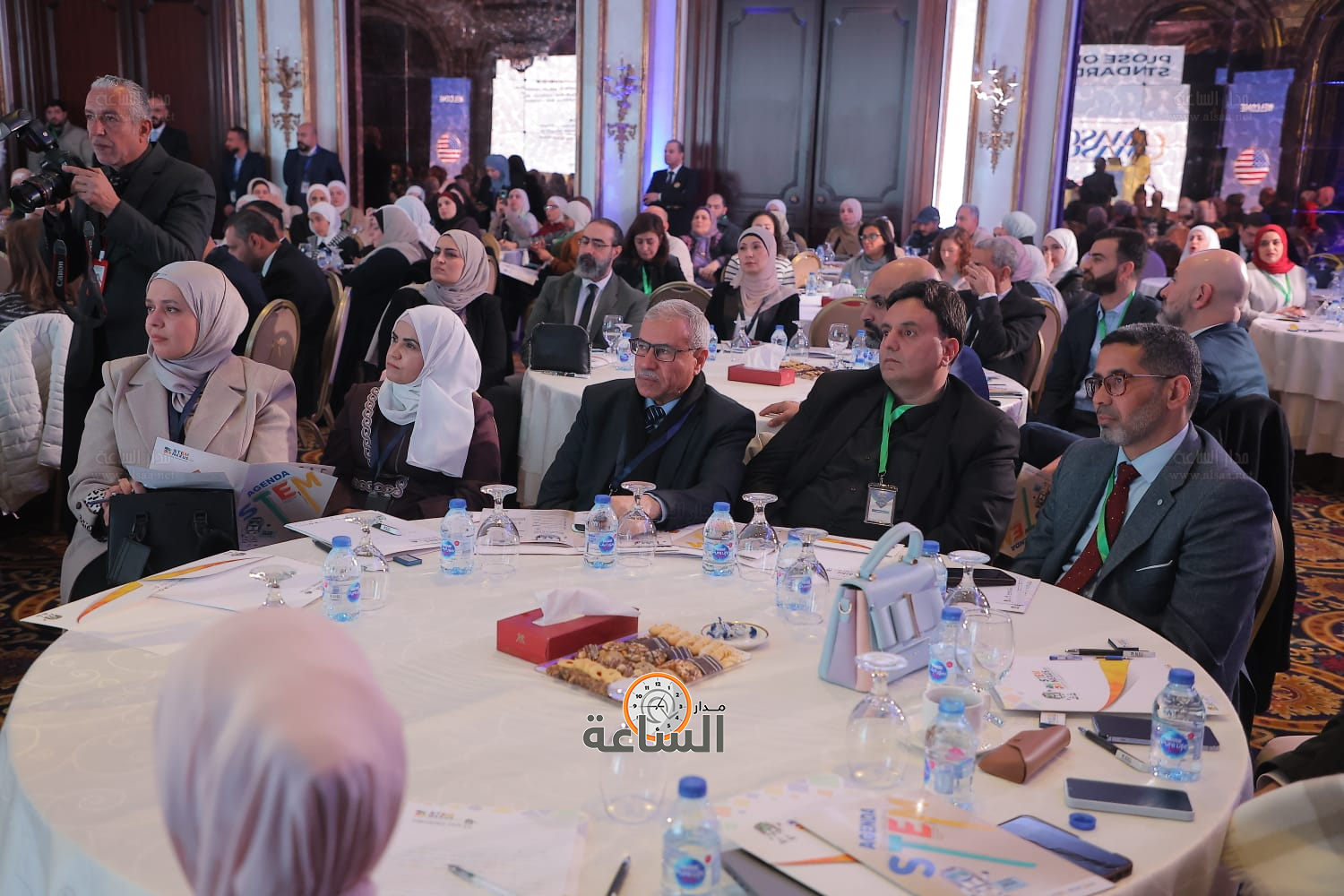 Madar Al-Saa Images 0.7366916565309212