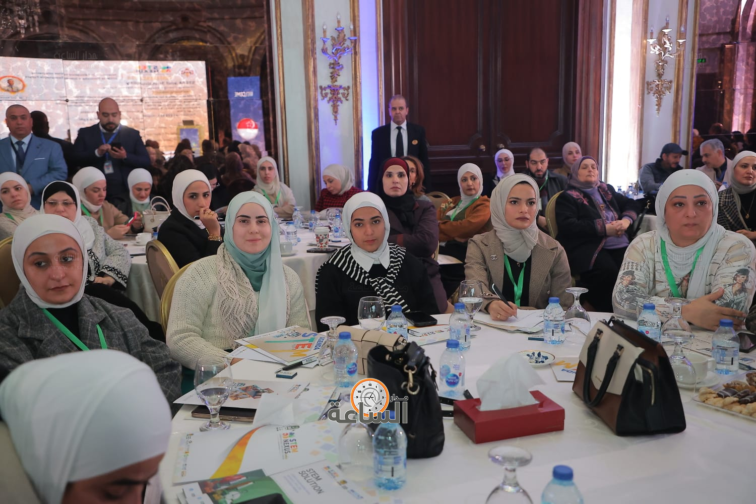 Madar Al-Saa Images 0.455106689201092