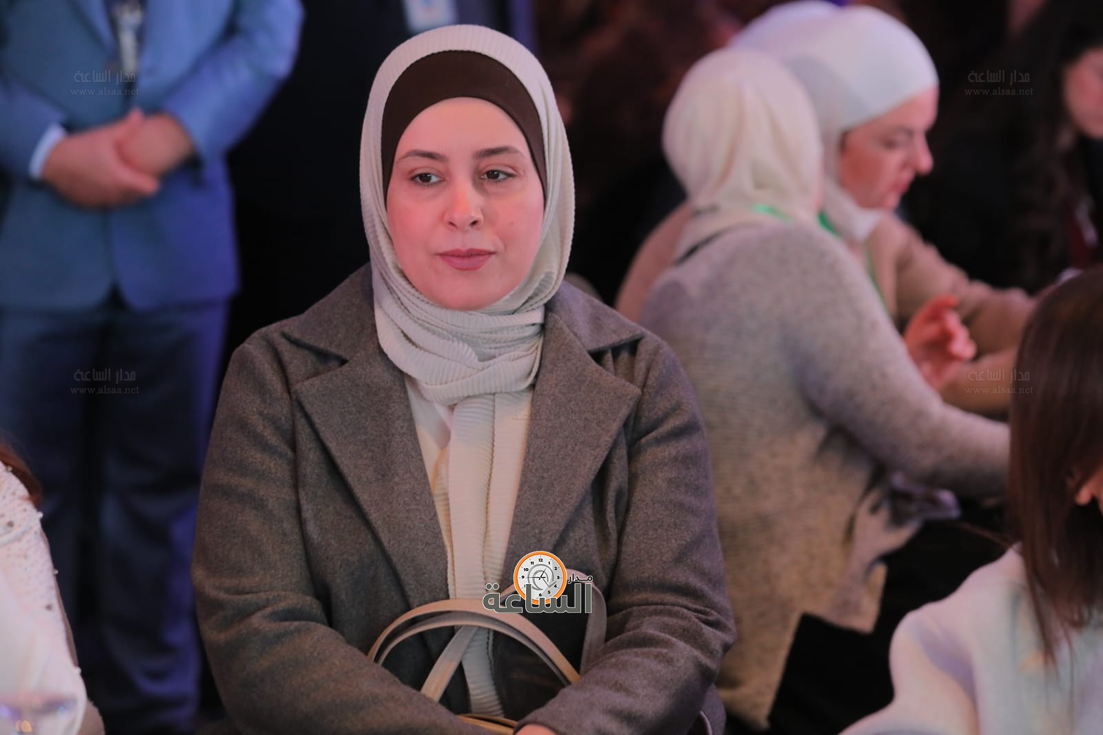 Madar Al-Saa Images 0.46232354506719653