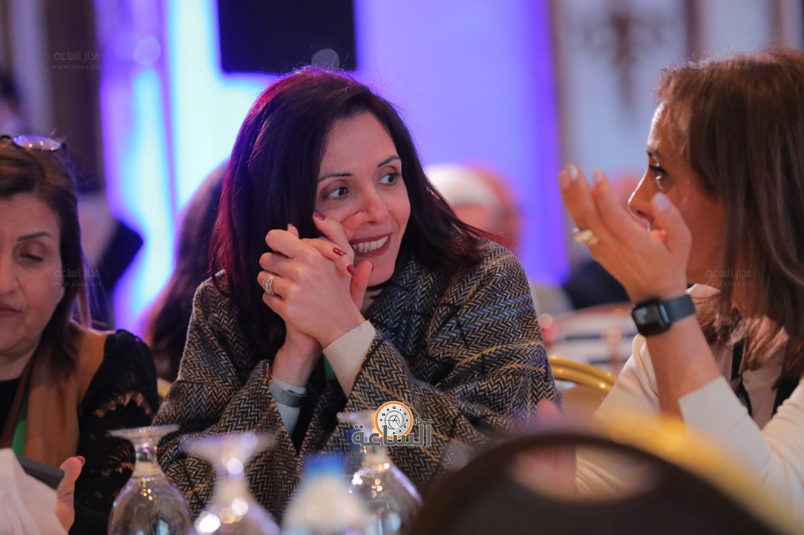 Madar Al-Saa Images 0.8361648613415138