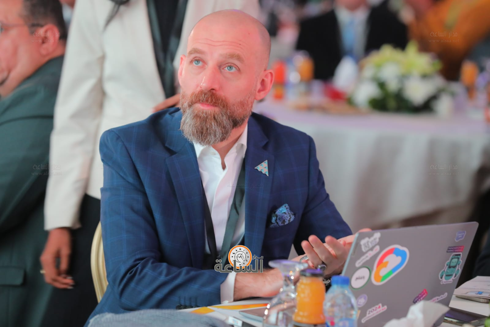 Madar Al-Saa Images 0.1337505824413081