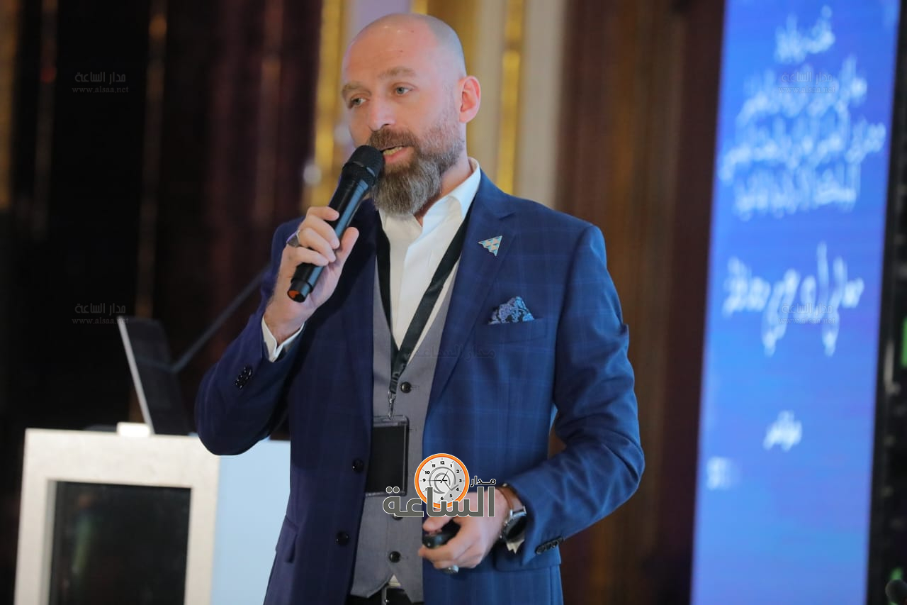 Madar Al-Saa Images 0.366086670125916