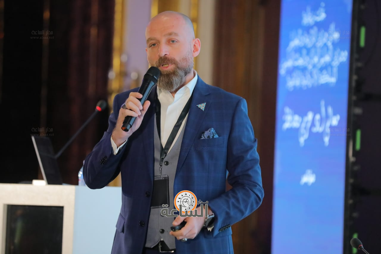 Madar Al-Saa Images 0.37499098758579485