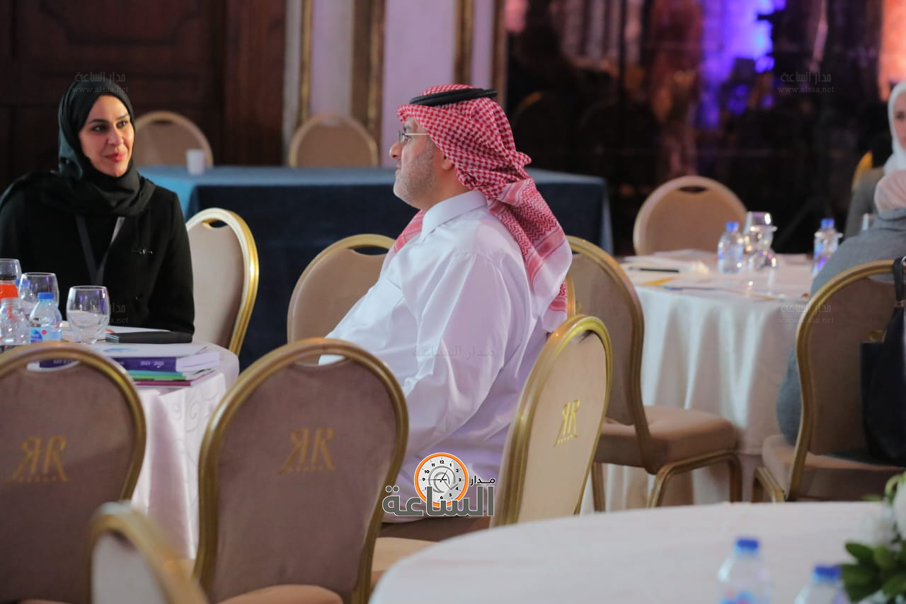 Madar Al-Saa Images 0.17712796884634696