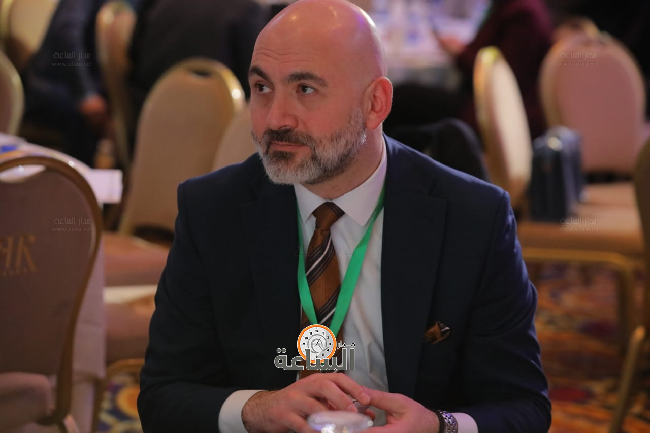 Madar Al-Saa Images 0.46568763916690625