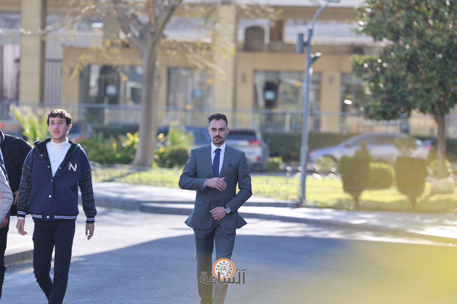 Madar Al-Saa Images 0.5160359534930619