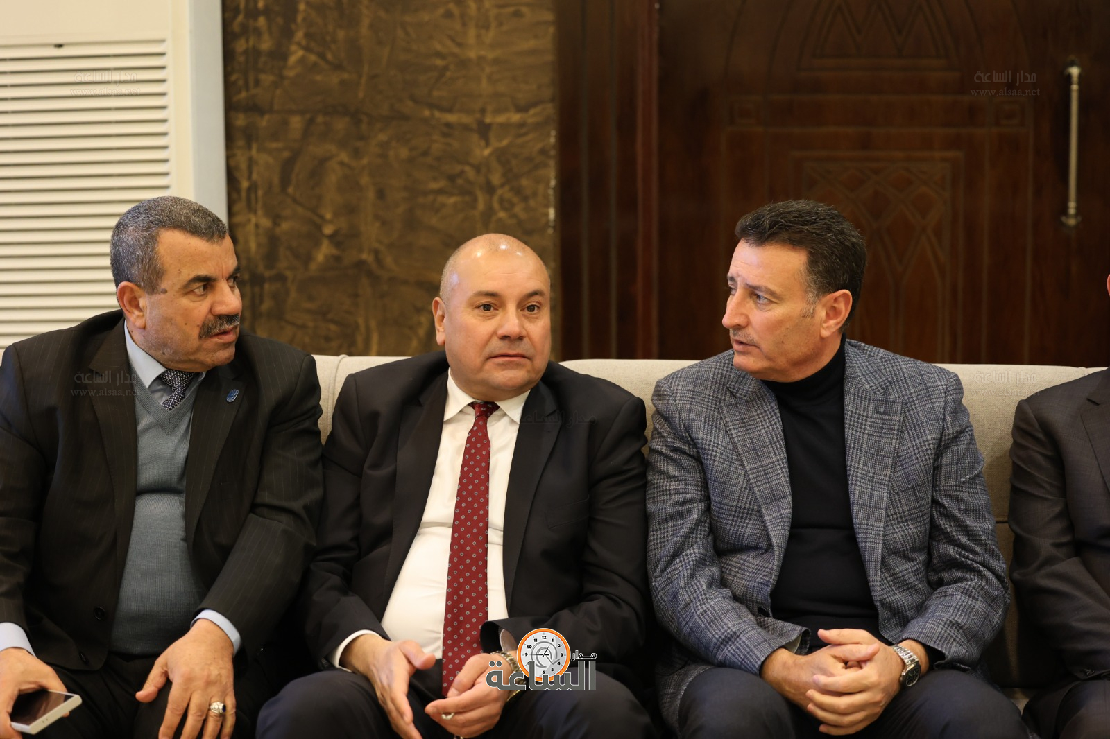 Madar Al-Saa Images 0.5854354683966878