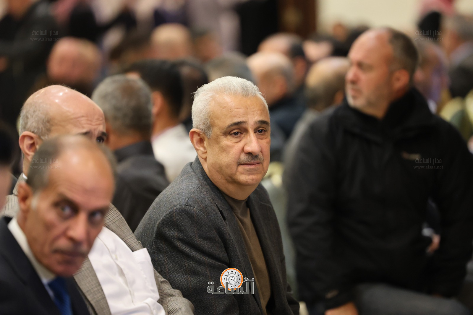 Madar Al-Saa Images 0.4869623932906777