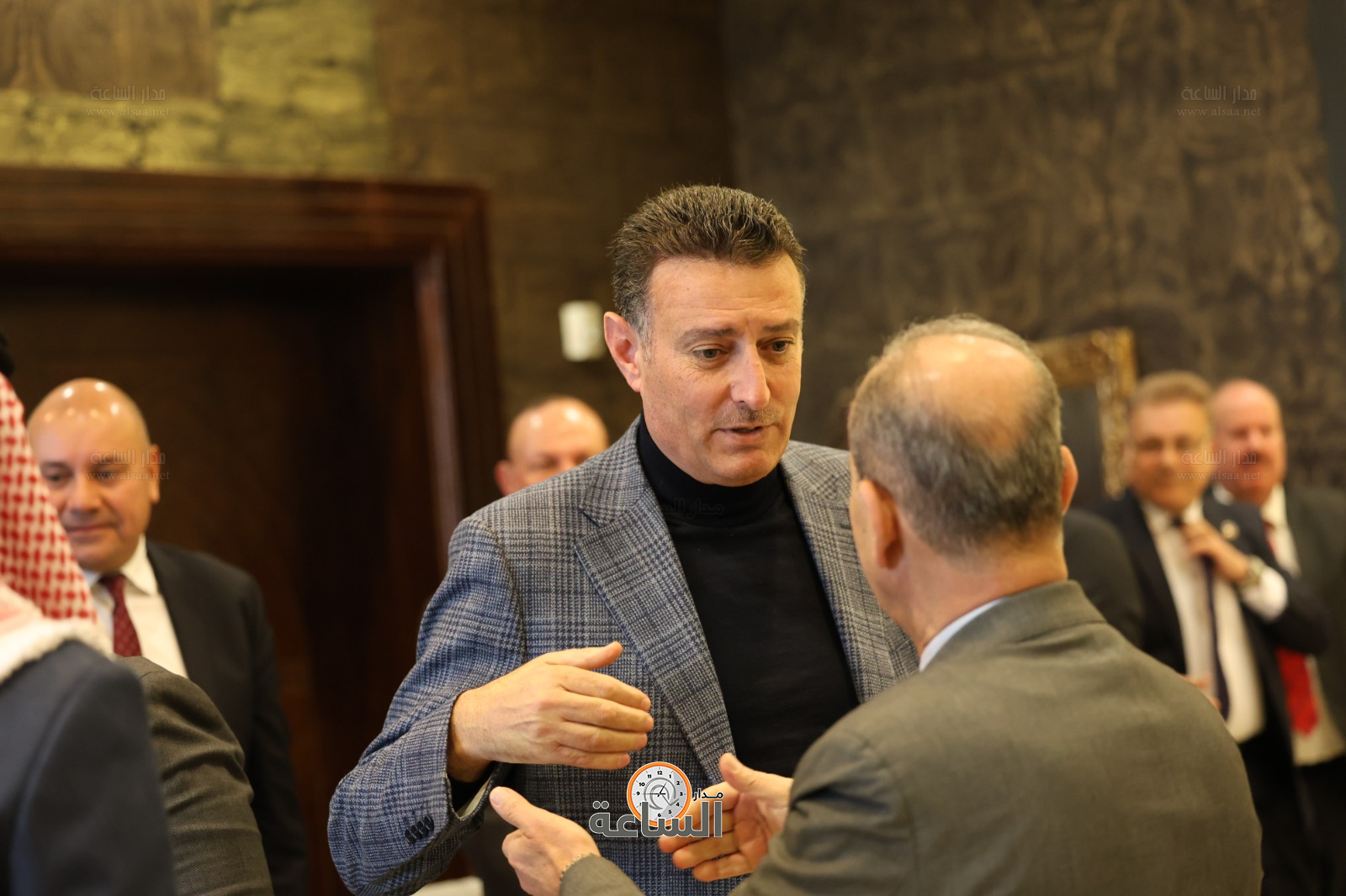 Madar Al-Saa Images 0.03562267582103584