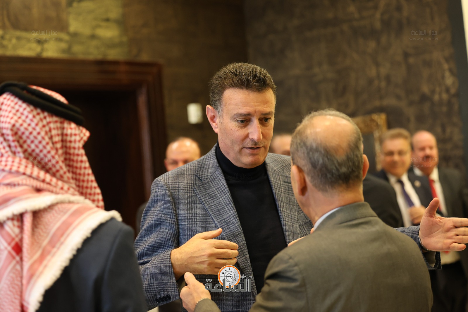 Madar Al-Saa Images 0.6401503886177837