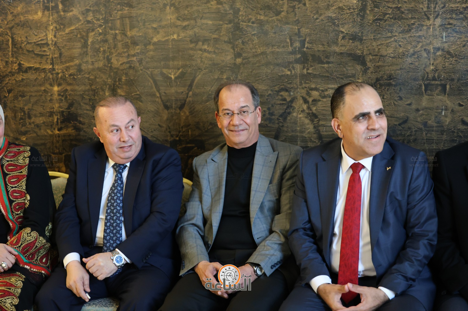 Madar Al-Saa Images 0.8457032245347404