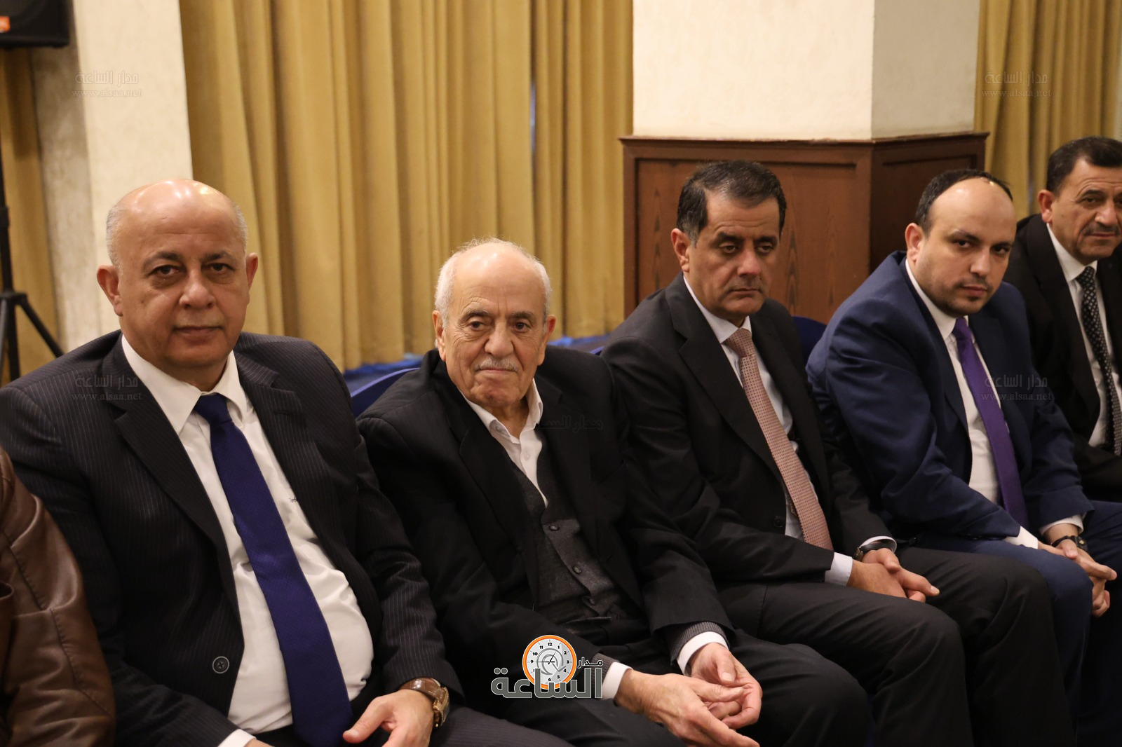 Madar Al-Saa Images 0.21630551383192365