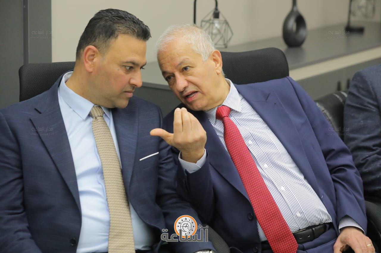 Madar Al-Saa Images 0.1432375920828166