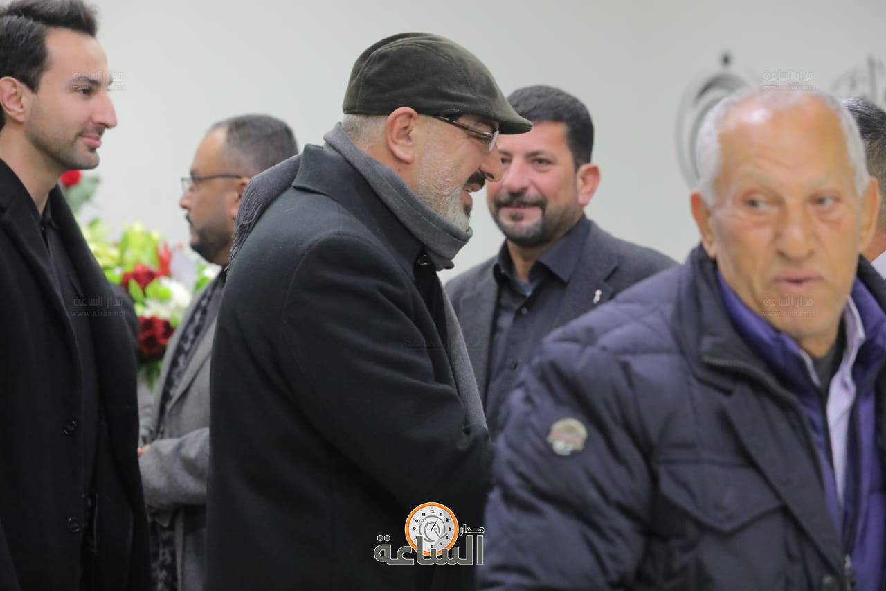 Madar Al-Saa Images 0.8060316871423234