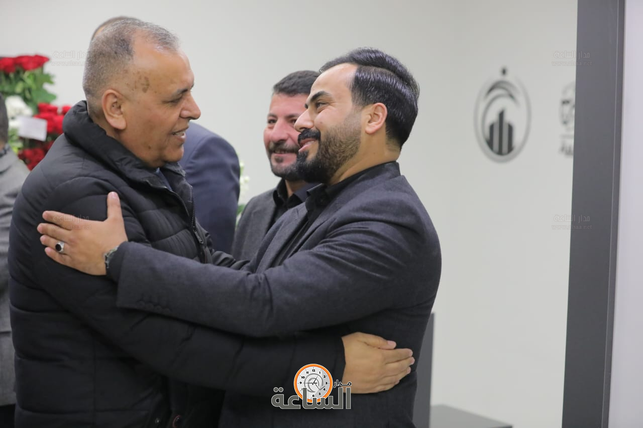 Madar Al-Saa Images 0.7499970230266662