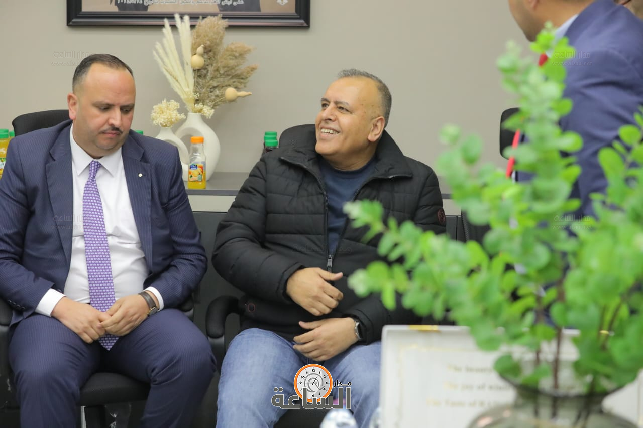 Madar Al-Saa Images 0.11256447467041553