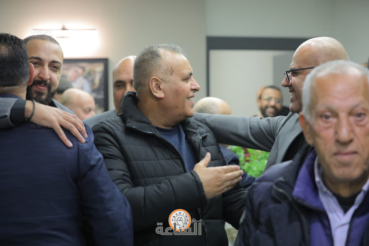 Madar Al-Saa Images 0.41786971452765576