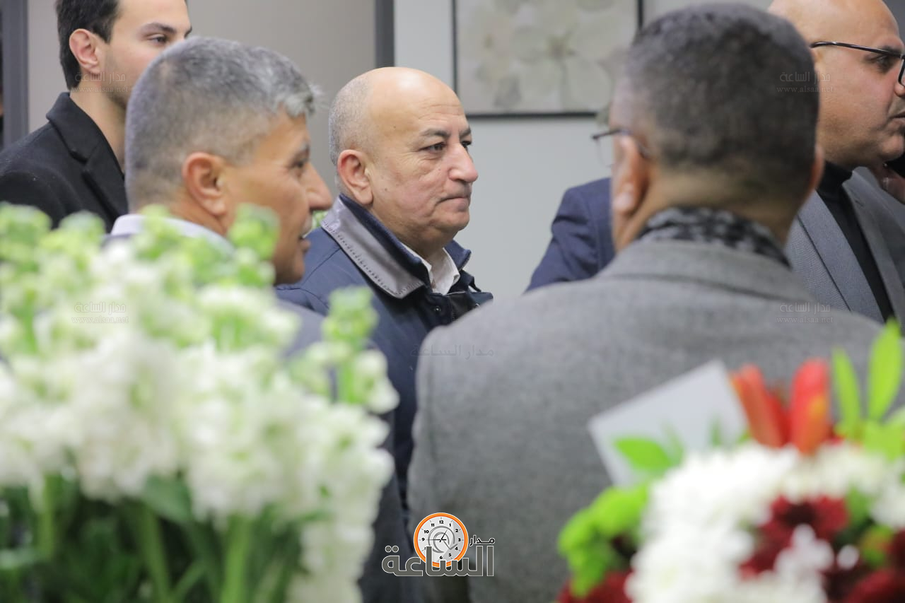 Madar Al-Saa Images 0.42650593888182575