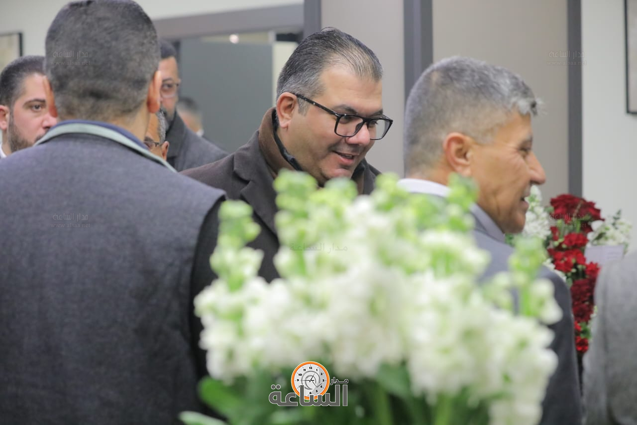 Madar Al-Saa Images 0.45469775543000734