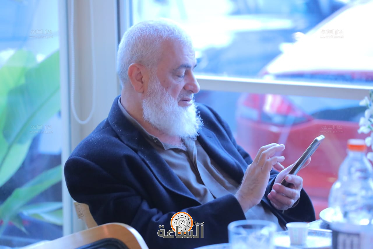 Madar Al-Saa Images 0.4998229989454843