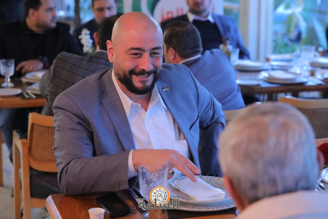 Madar Al-Saa Images 0.5414089555375892