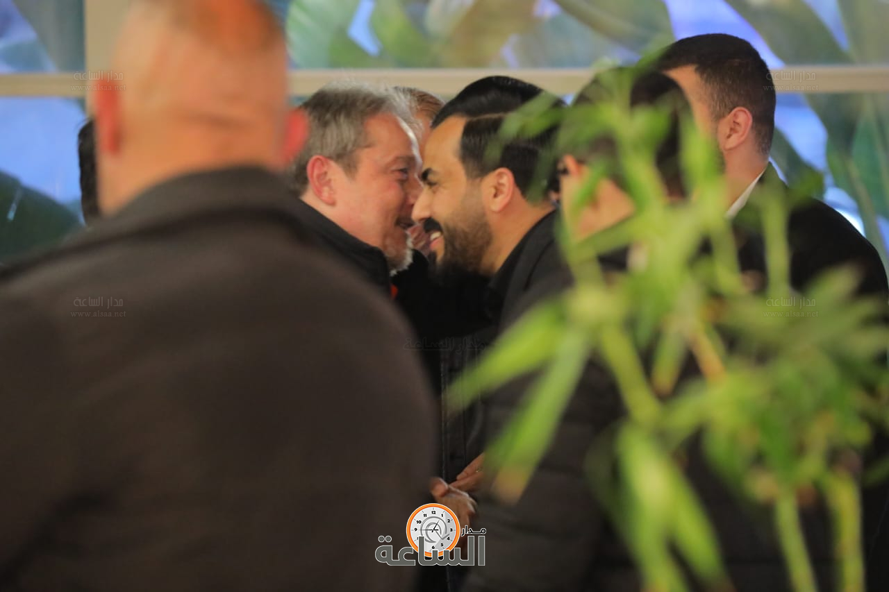 Madar Al-Saa Images 0.41458662626052045