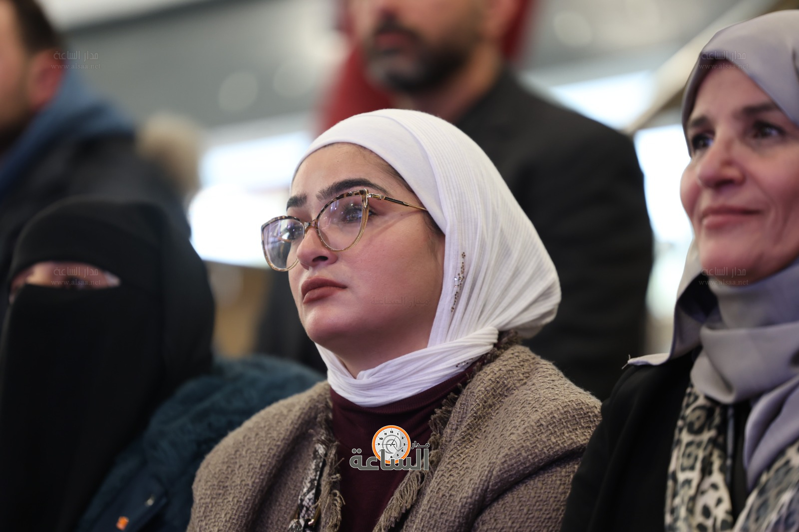 Madar Al-Saa Images 0.1374576315163587