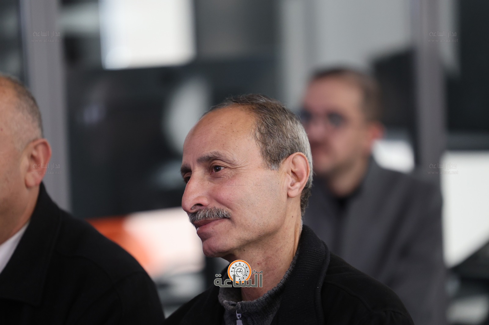 Madar Al-Saa Images 0.8400728913415221