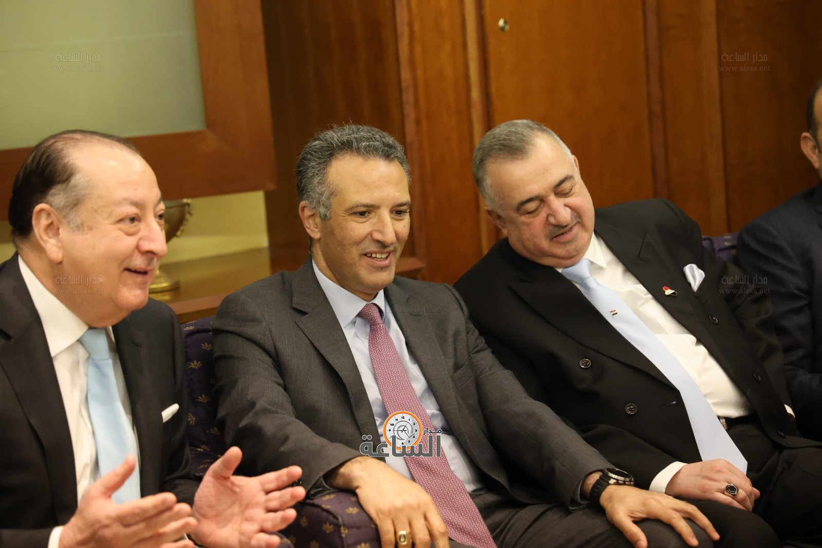 Madar Al-Saa Images 0.9448069482815673