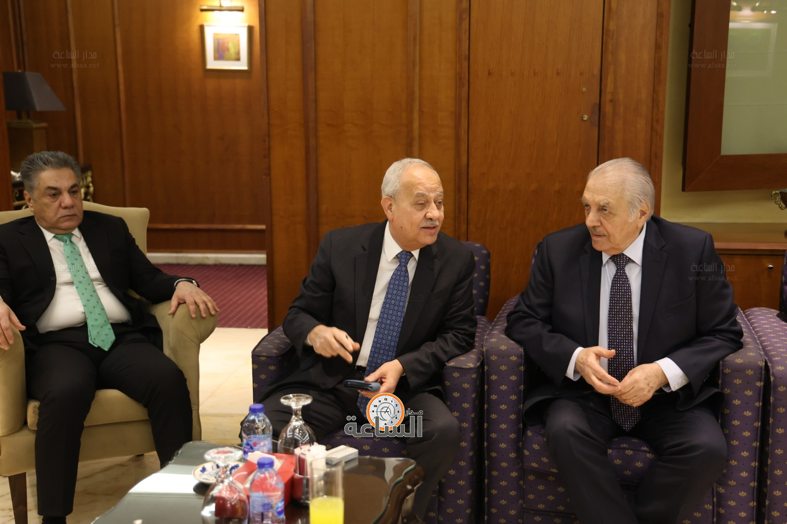 Madar Al-Saa Images 0.34049854541460745