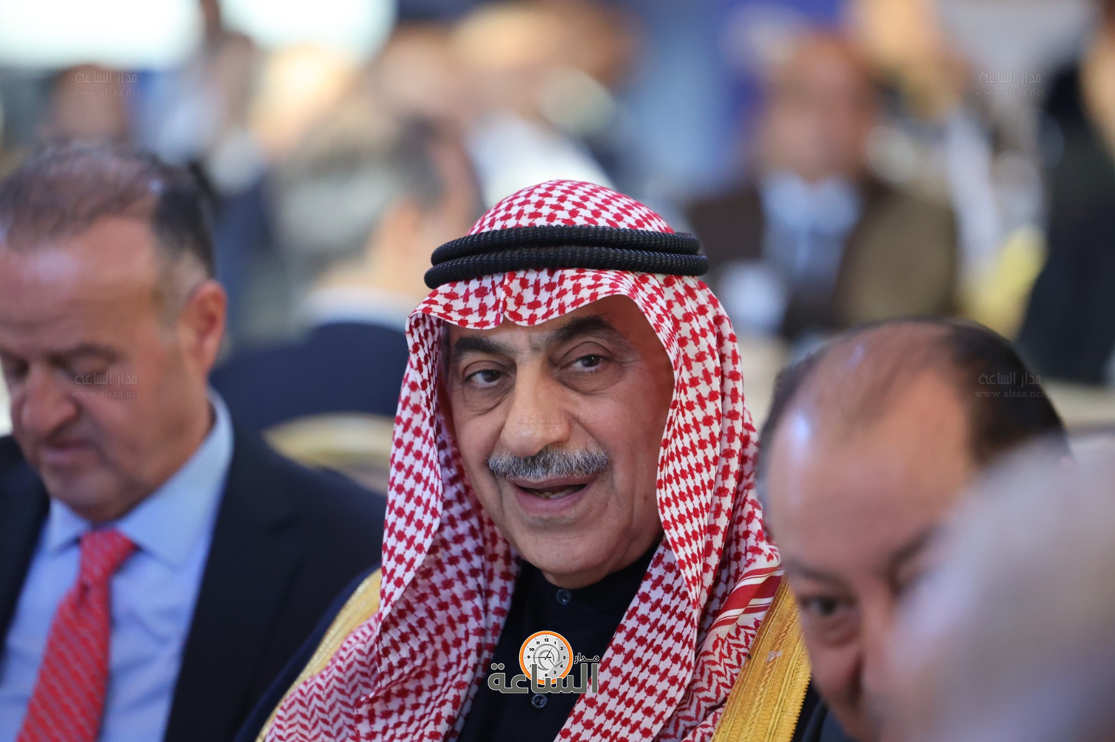 Madar Al-Saa Images 0.5847963945251942