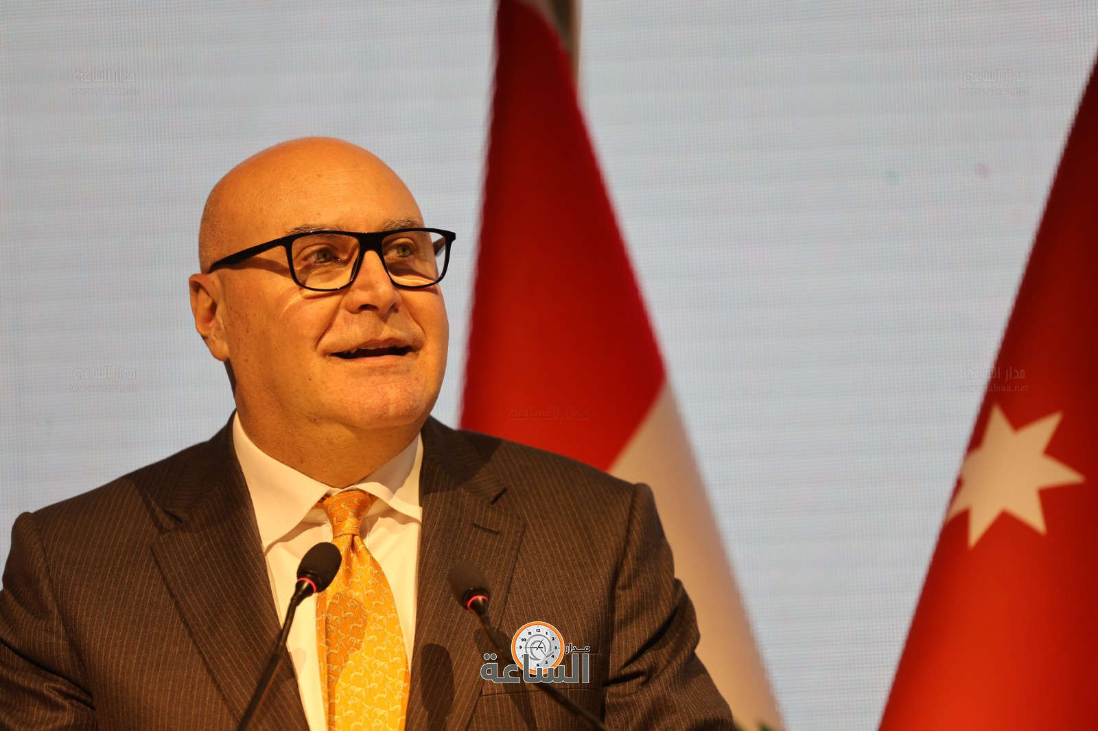 Madar Al-Saa Images 0.130302708231391