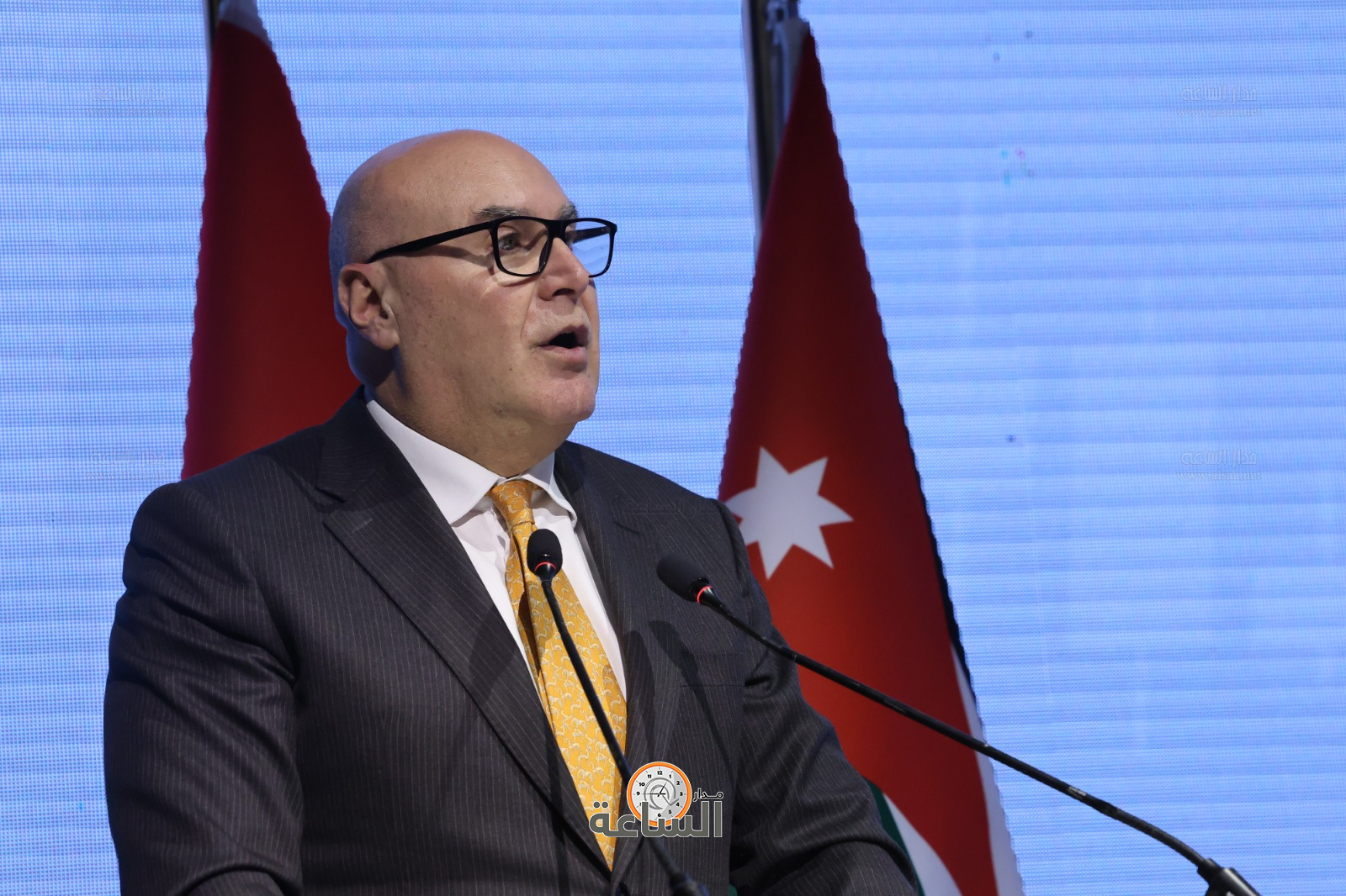 Madar Al-Saa Images 0.9001045358511257